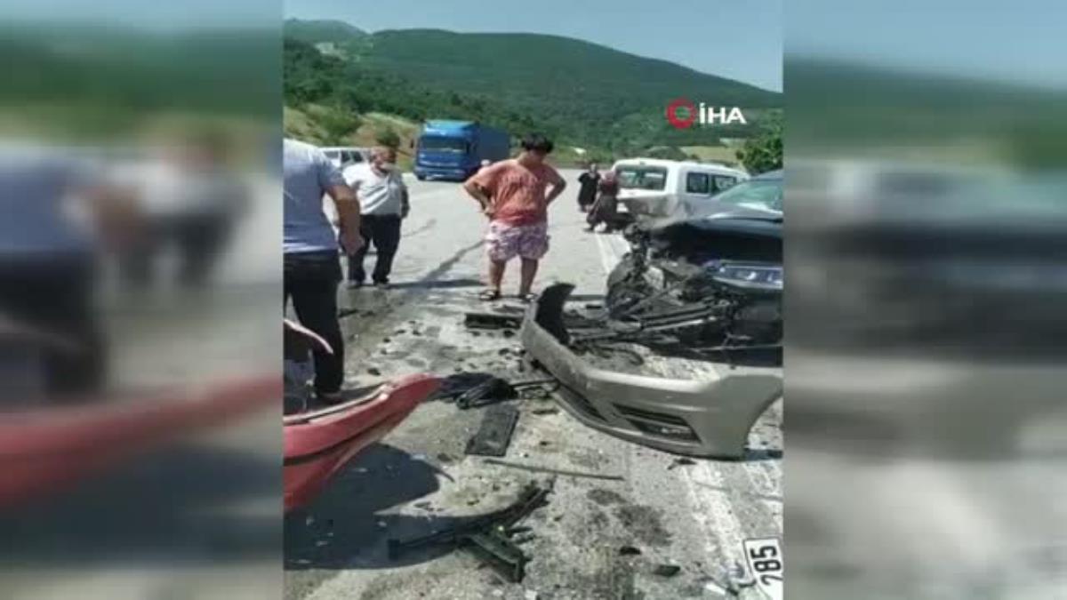 Sakarya'da feci kaza...Ölüm bile onları ayıramadı